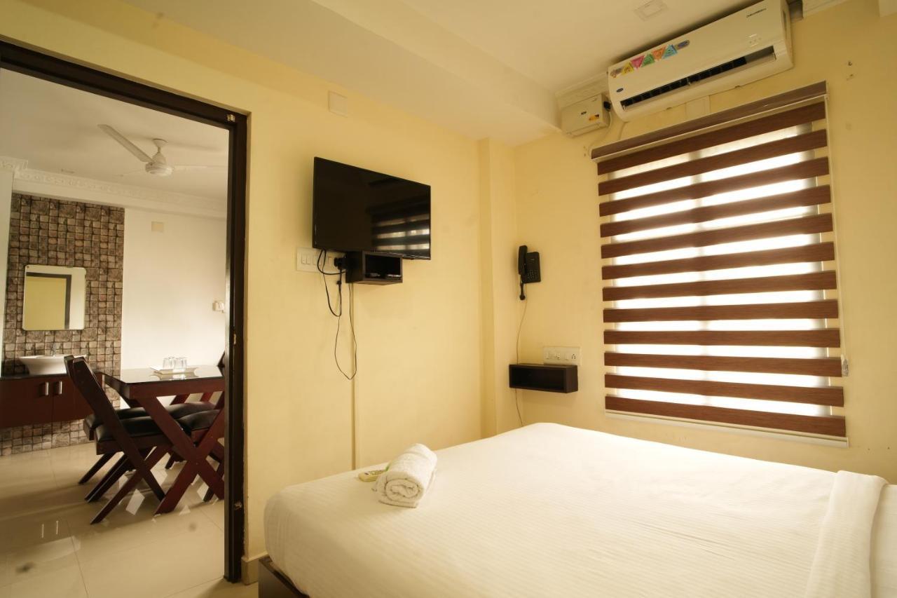 K V Suites Kochi Eksteriør billede